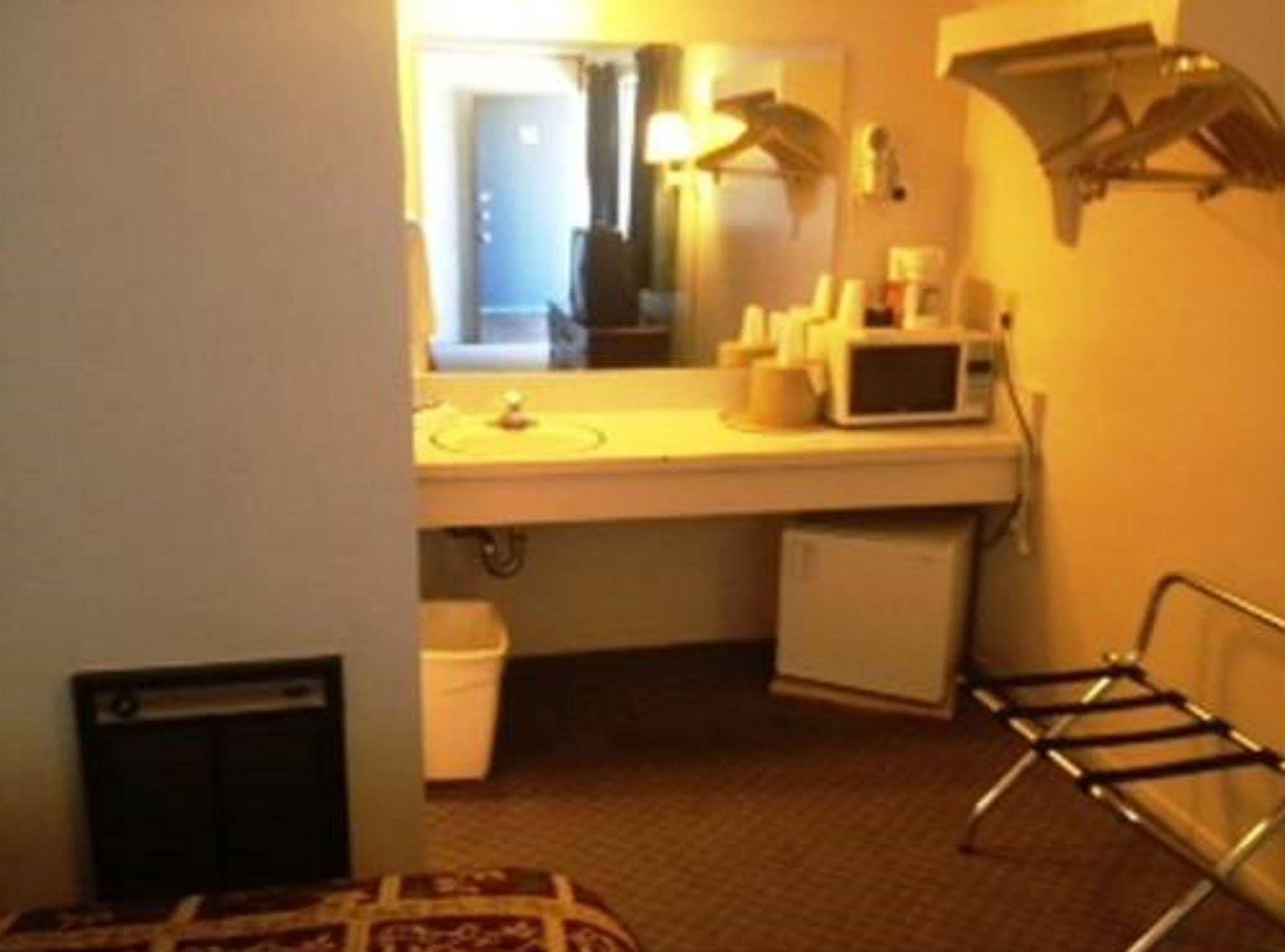 Thunderbird Motel ビショップ エクステリア 写真