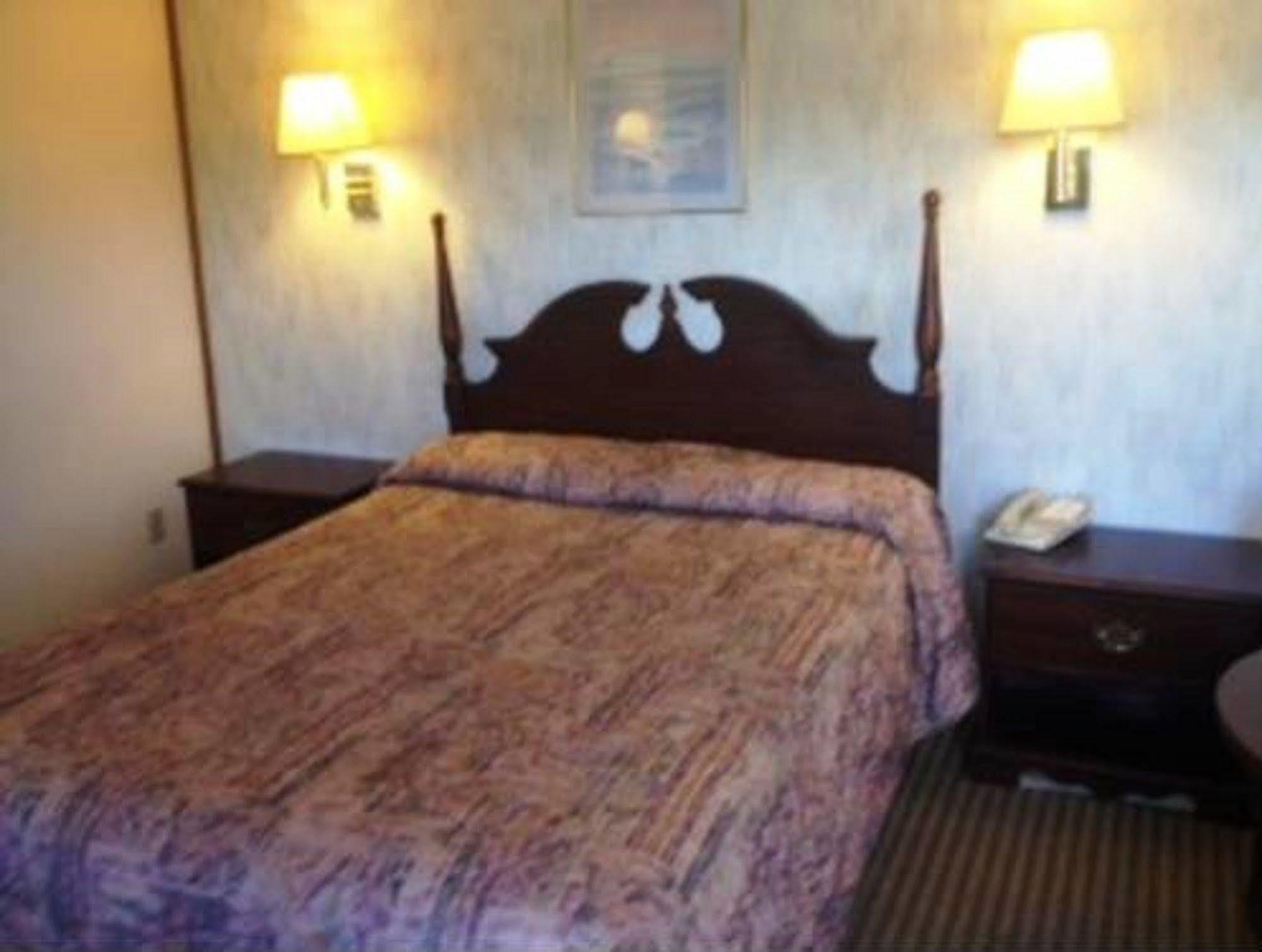 Thunderbird Motel ビショップ エクステリア 写真