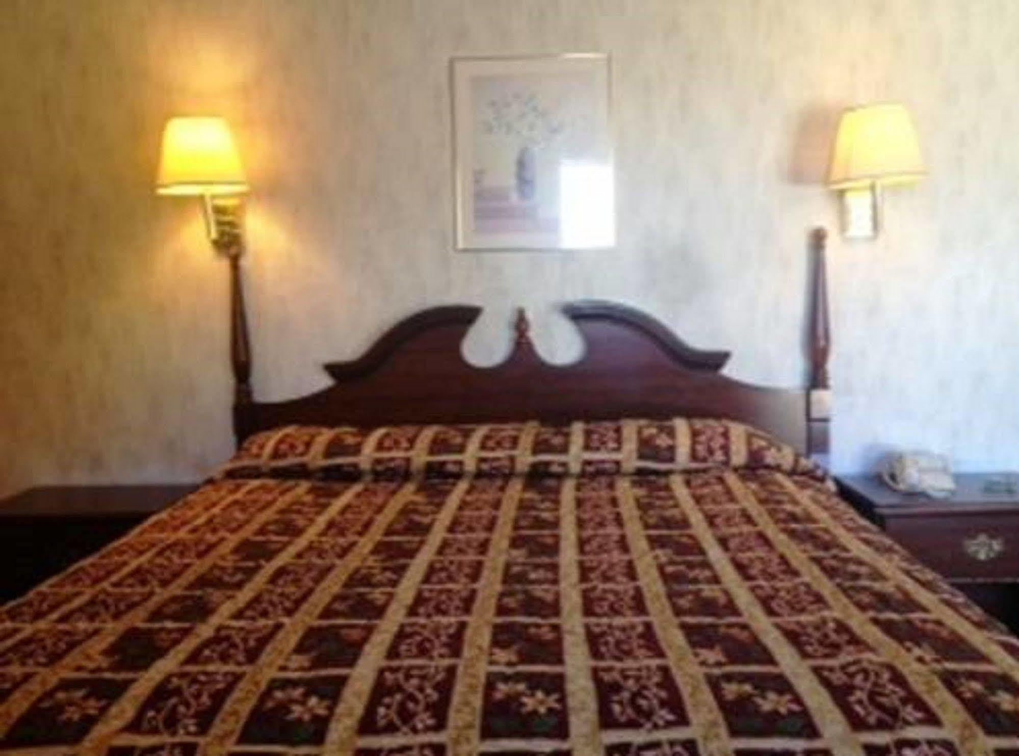 Thunderbird Motel ビショップ エクステリア 写真